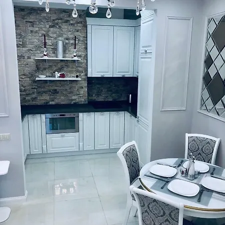 Апартаменты White In Arcadia